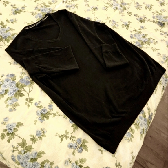 Lot of Cutter and Buck golf clothes in 3x. - Picture 3 of 6